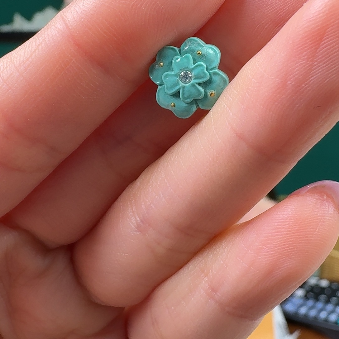 绿松石未镶嵌珠宝奇石