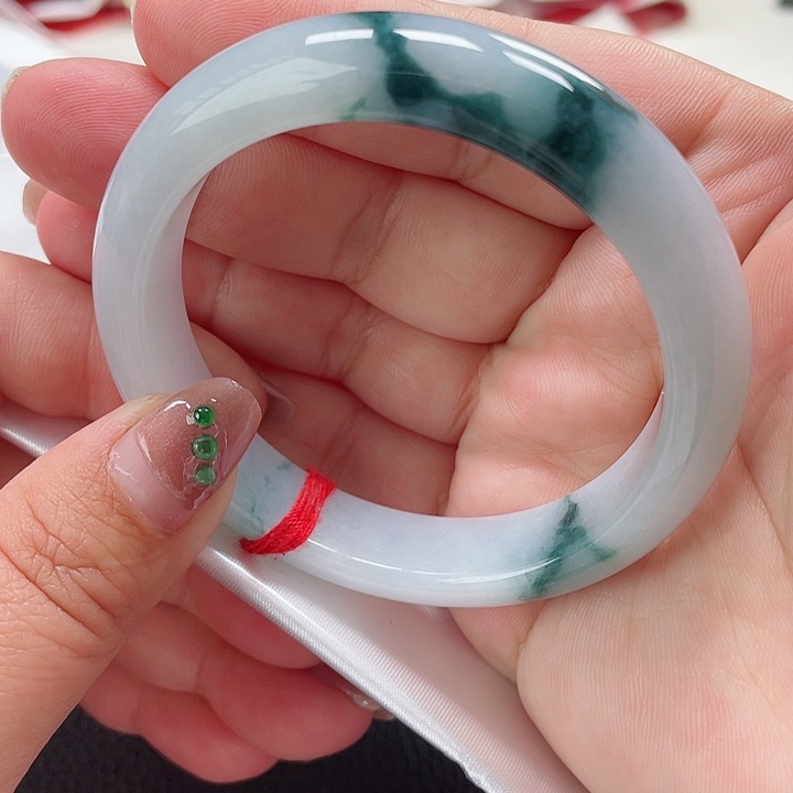 翡翠手镯未镶嵌缅甸翡翠手镯55圈