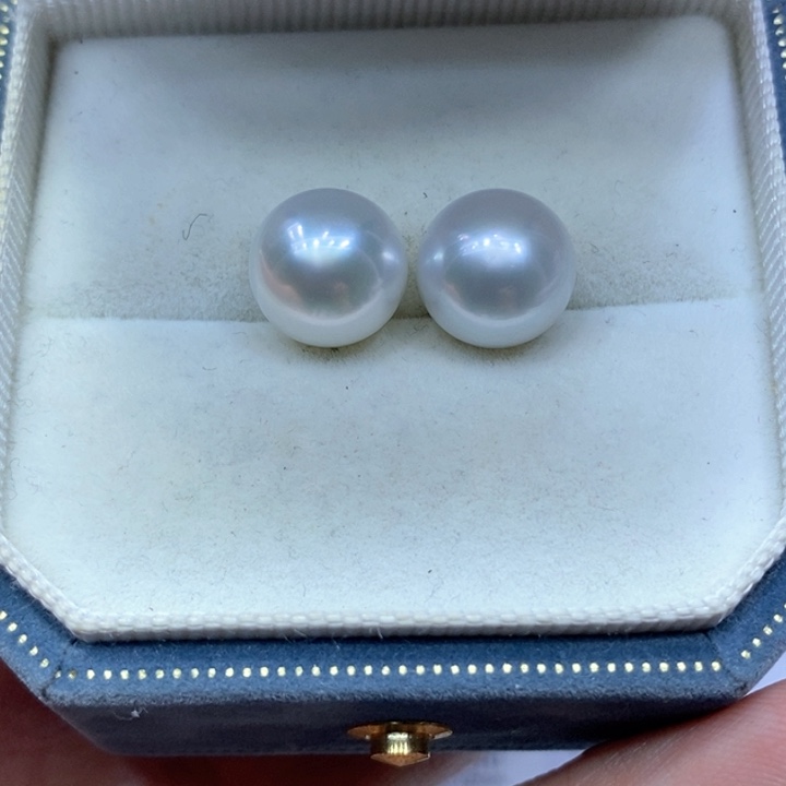 海水珍珠耳饰18K金镶嵌서****룹