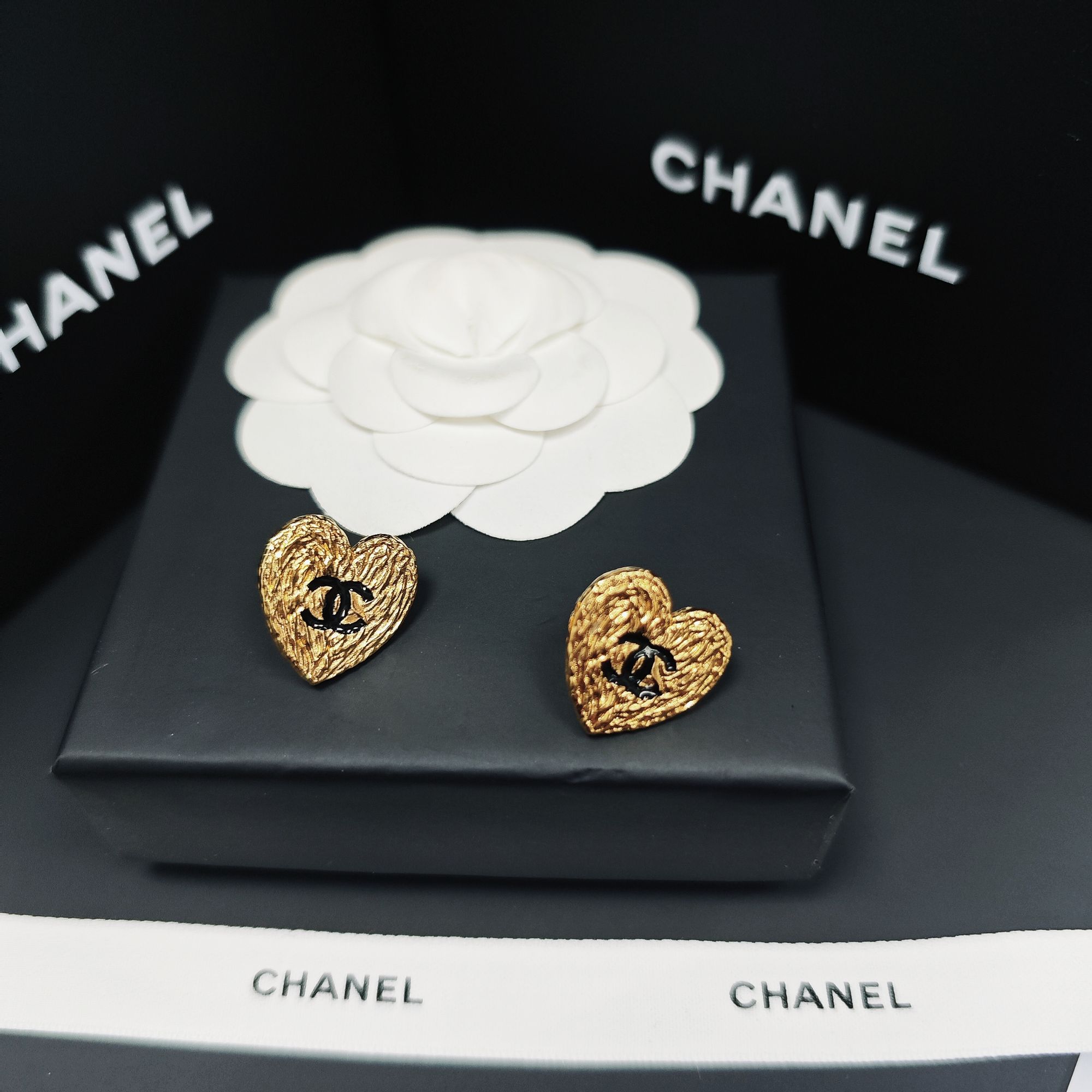 未使用 Chanel/香奈儿 耳钉爱心香槟金复古心形