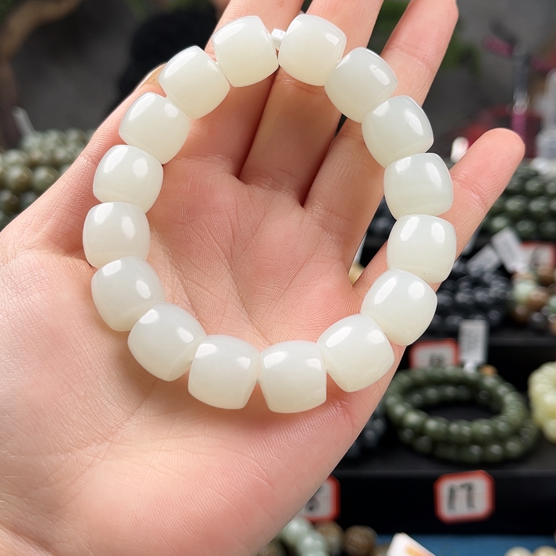 和田玉未镶嵌手链