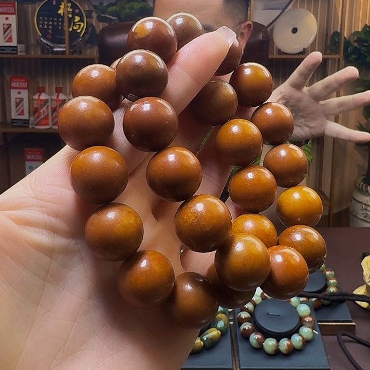 和田玉手串未镶嵌