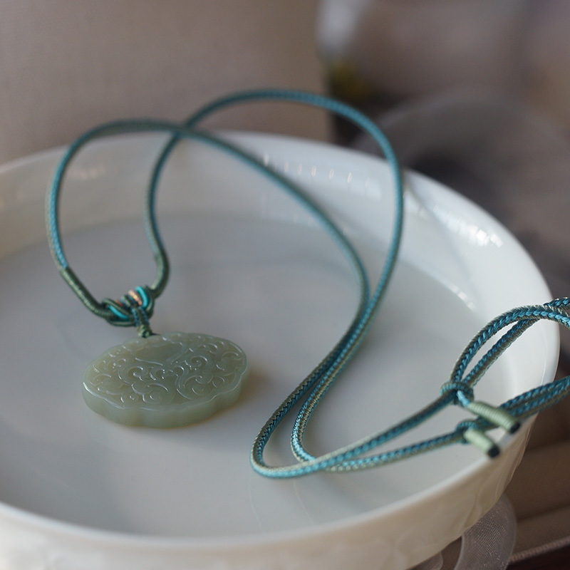 新疆和田玉且末蓝如意吊坠手工精雕挂件