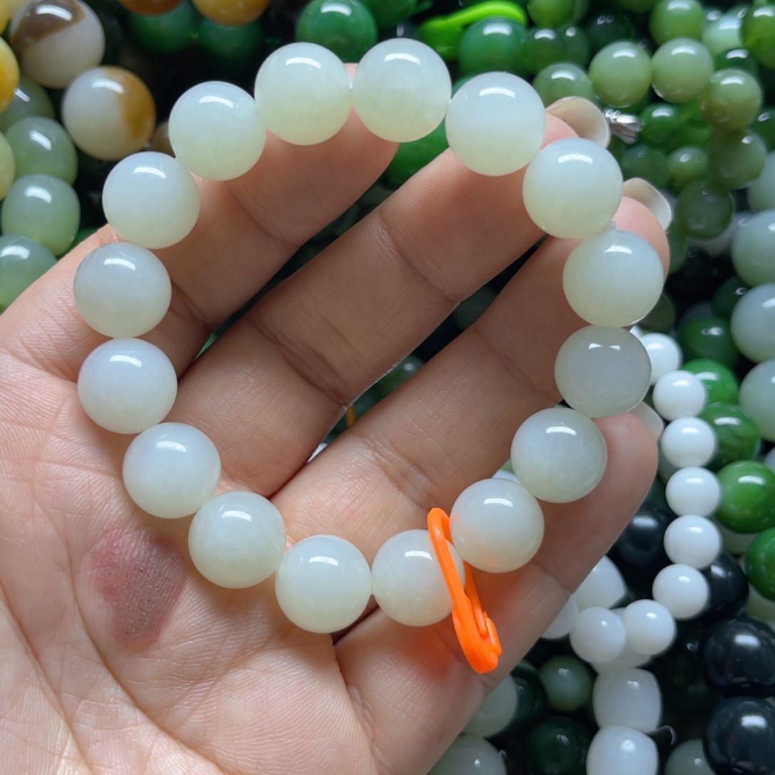 和田玉手链未镶嵌