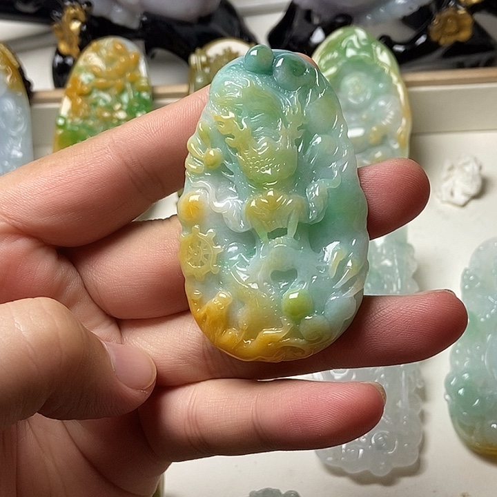 未镶嵌挂件翡翠龙牌