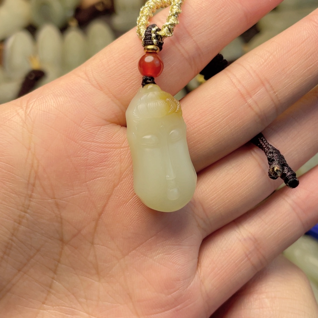 和田玉颈饰未镶嵌