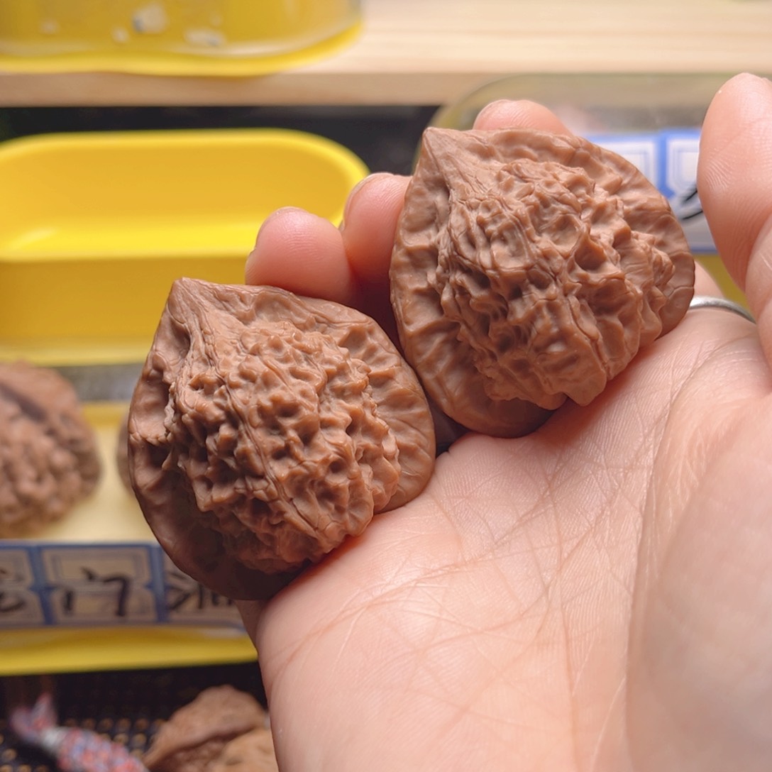 文玩核桃把件行**哥朱雀