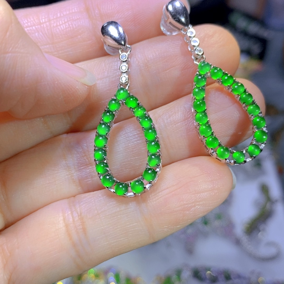 翡翠颈饰银S925镶嵌天然翡翠