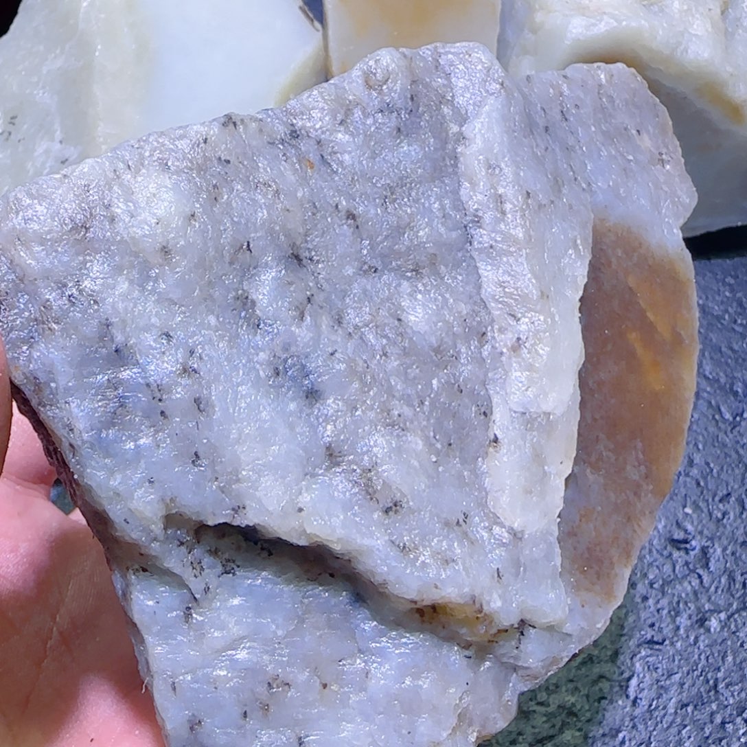 和田玉未镶嵌珠宝半成品