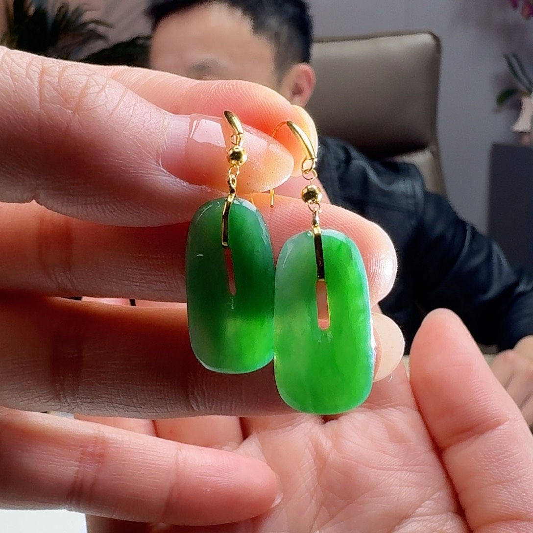 翡翠耳饰18K金镶嵌天然