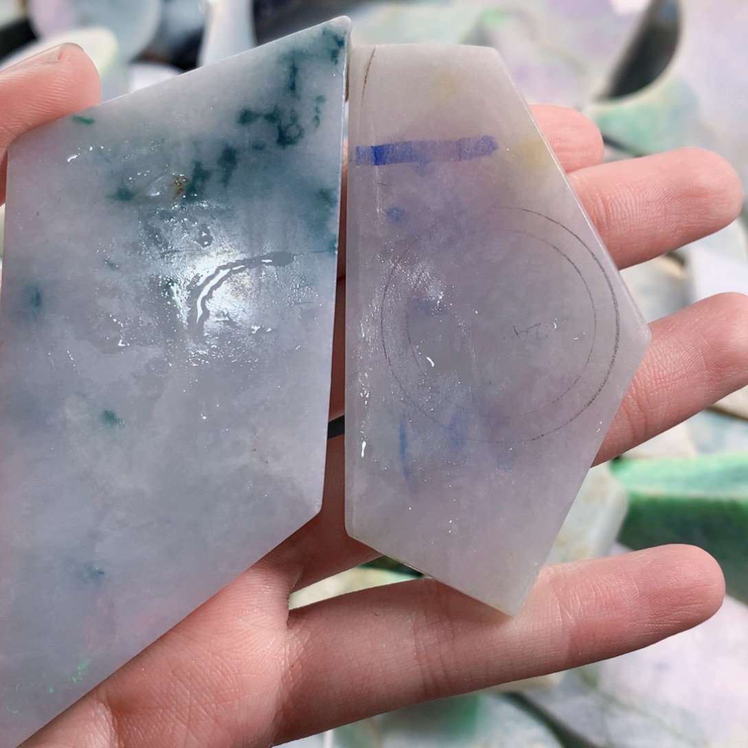 徐***绝定制翡翠未镶嵌天然翡翠a货