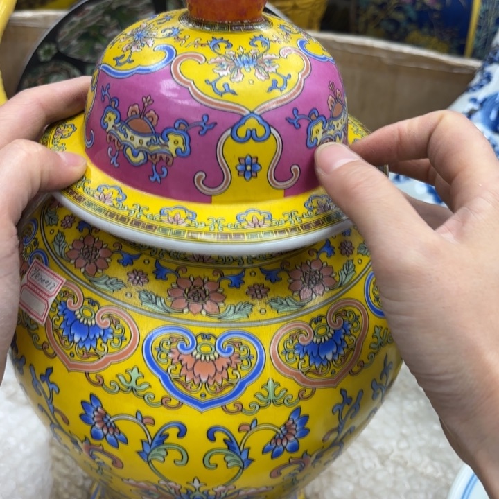 摆件瓷器摆件瓷器摆件，