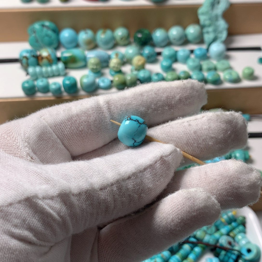 绿松石未镶嵌挂件