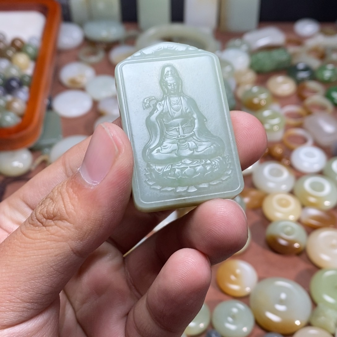 和田玉吊坠(不含链)未镶嵌