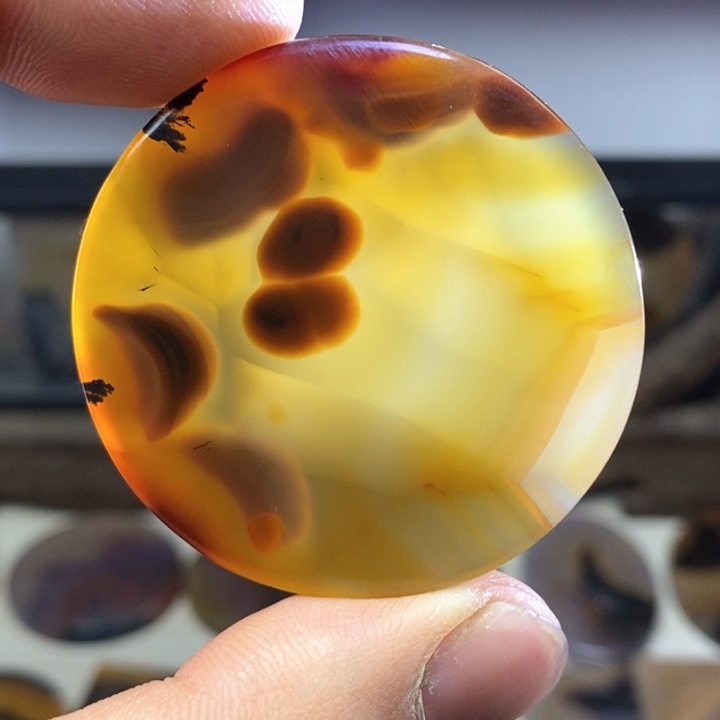 玛瑙/玉髓颈饰未镶嵌