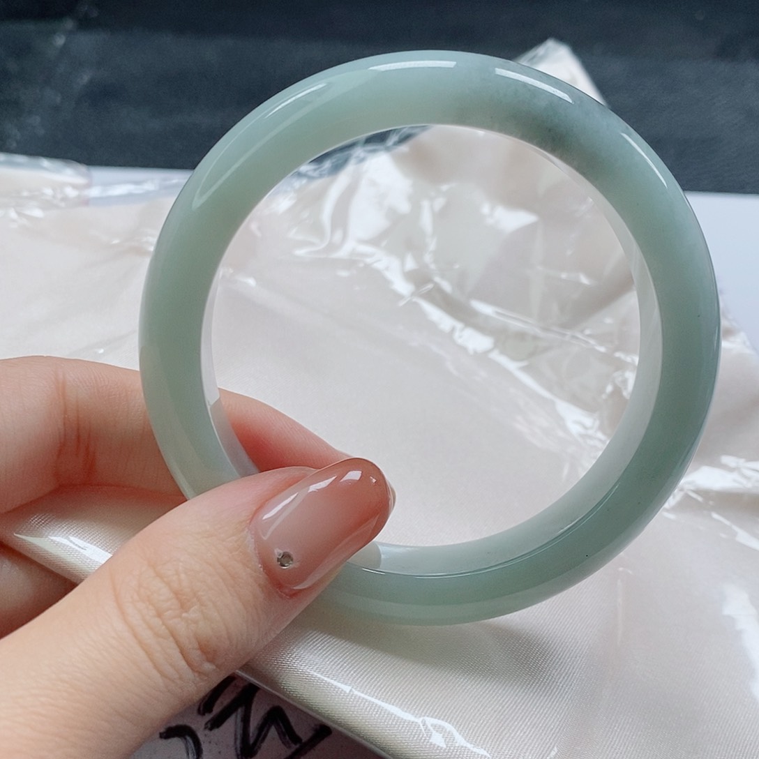 【闪购商品】未镶嵌手镯翡翠530号