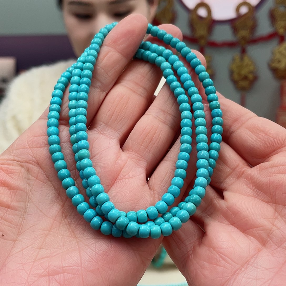 绿松石颈饰未镶嵌