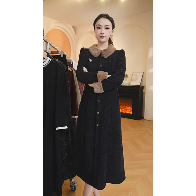 L8227 高级个性气质时尚遮肉2025年秋冬新款连衣裙中长款收腰修身