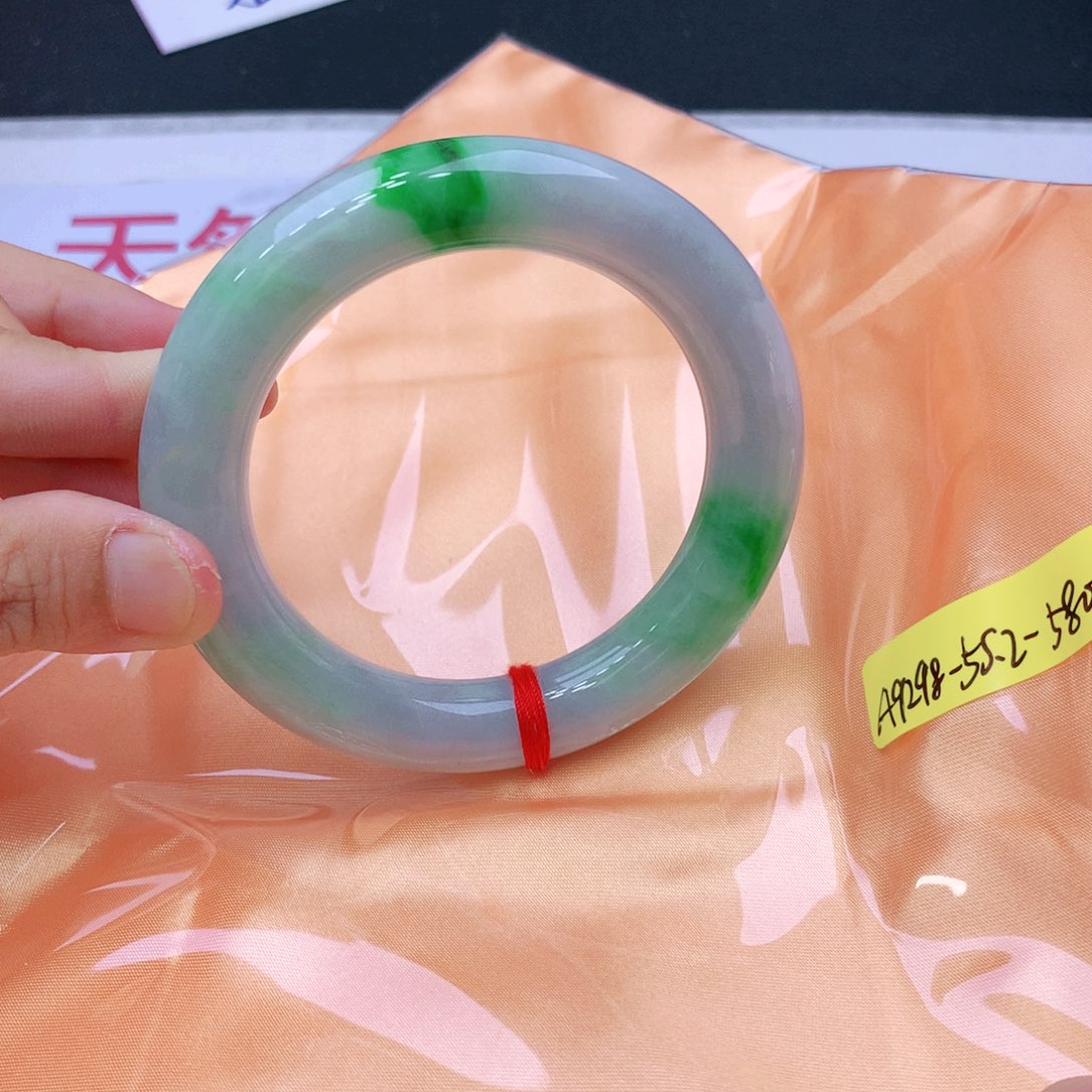 未镶嵌手镯翡翠翡翠