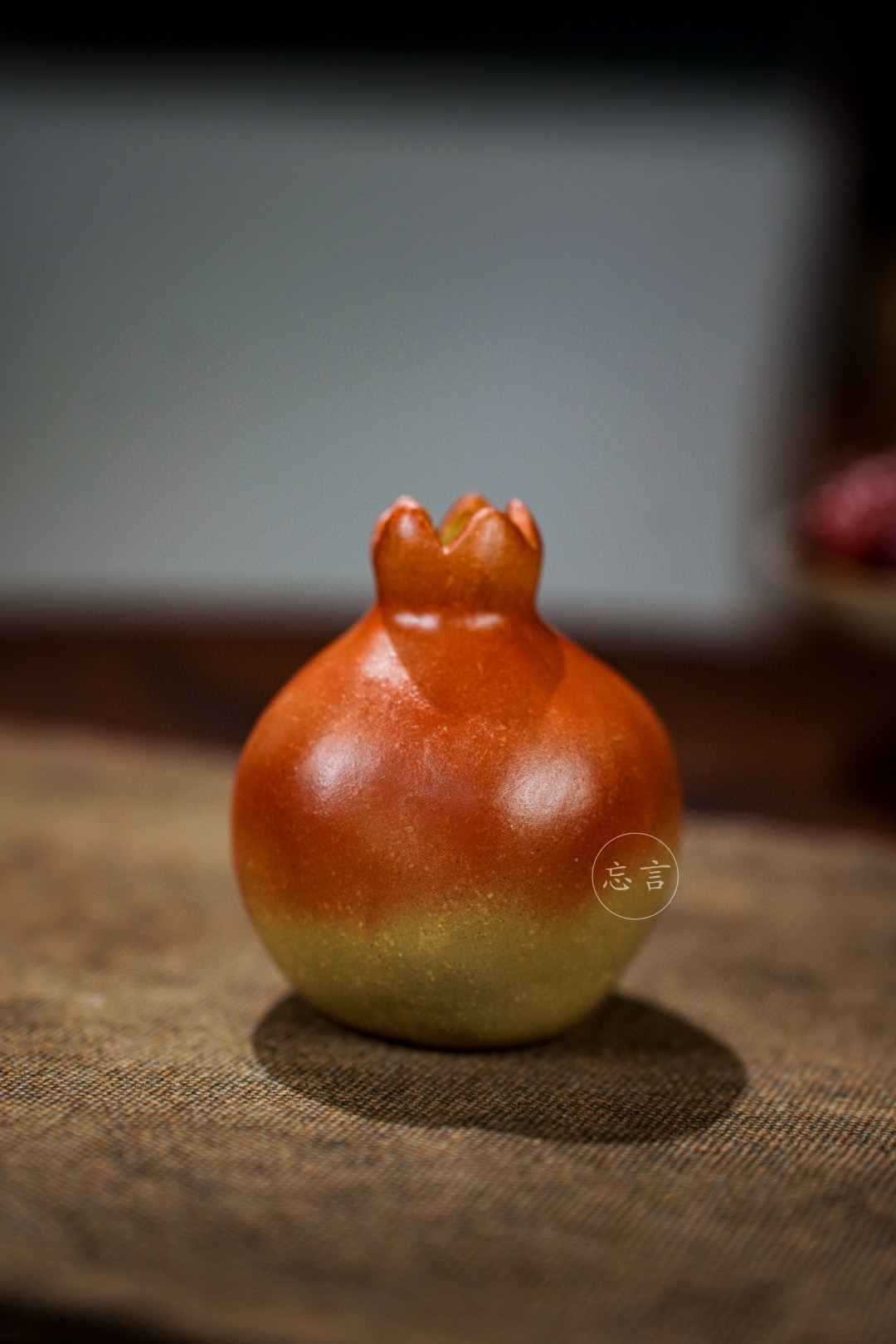 宜兴紫砂手工石榴花瓶仿生摆件原矿双色粉浆小花器家居装饰插花