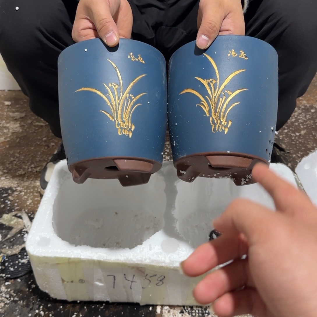 紫砂花盆瑕疵和瑕疵