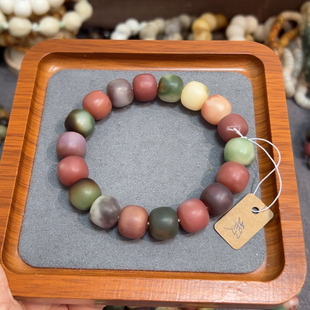 大***卫吊坠菩提根/象牙果456格林童话微瑕