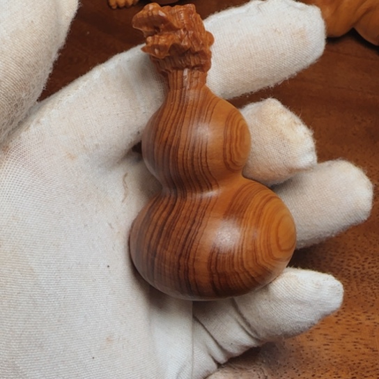 柏木（崖柏）全陈化老料把件