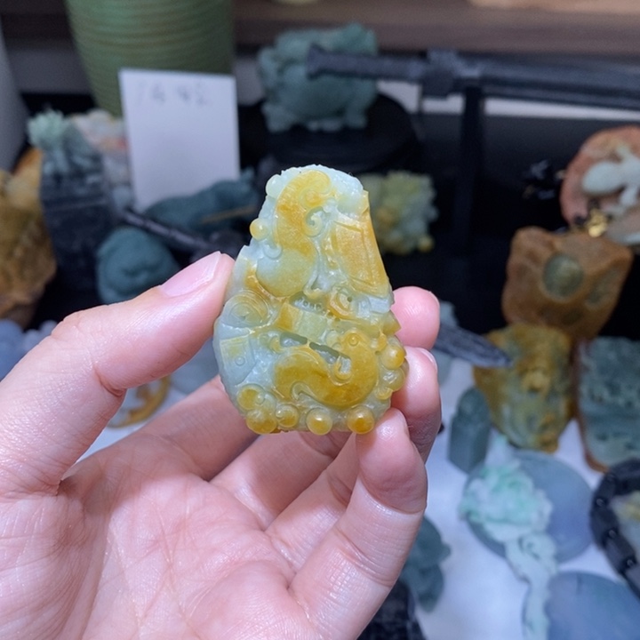 定制翡翠未镶嵌翡翠