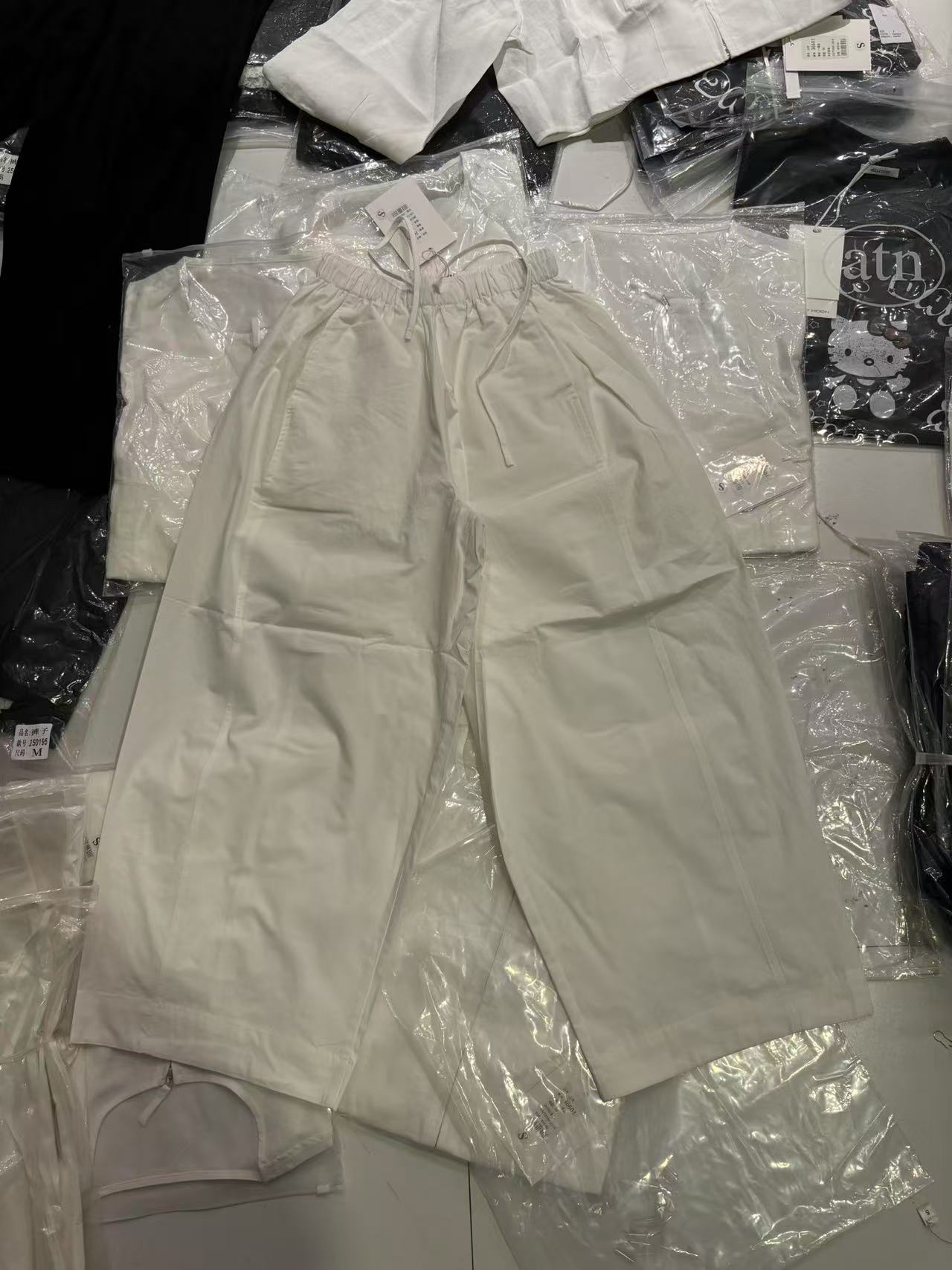 金子家新款上新 自留韩代裤 裤长93左右 不支持7天无理由退换