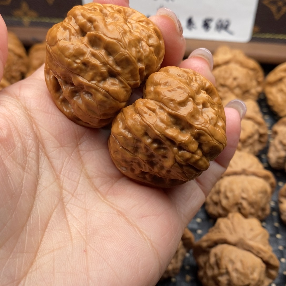 文玩核桃把件边41左右