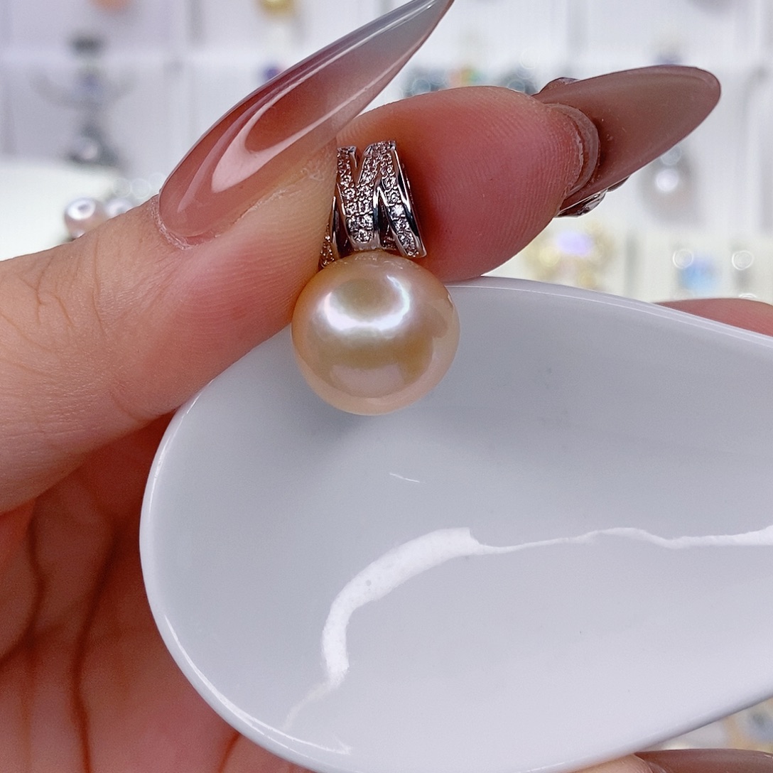 吊坠(赠链)淡水珍珠未镶嵌