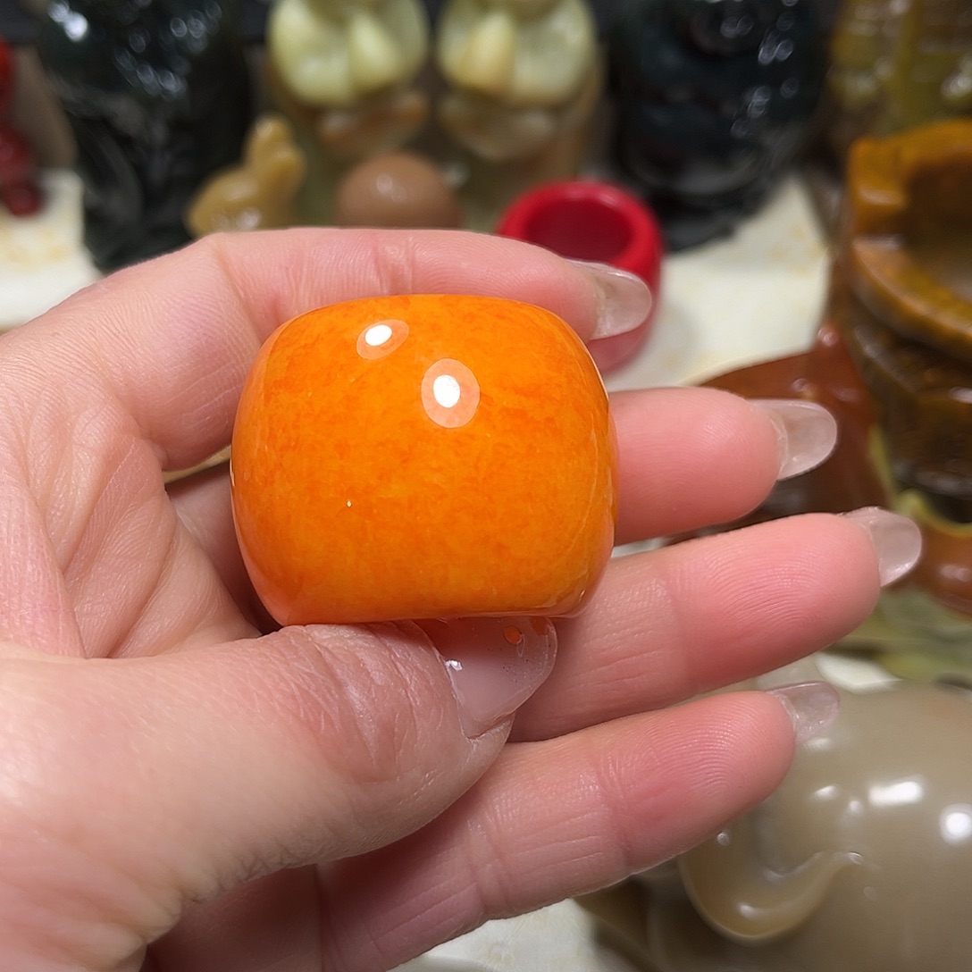 白玉菩提吊坠白玉菩提吊坠