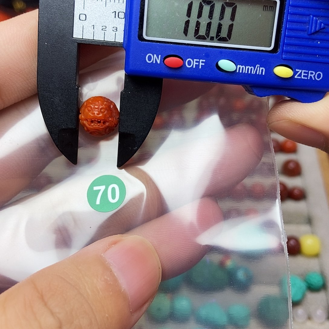 南红玛瑙未镶嵌南红玛瑙有瑕疵