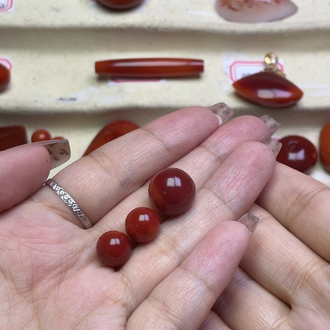 ****生南红玛瑙未镶嵌单珠配饰3颗原矿南红单珠配饰3颗