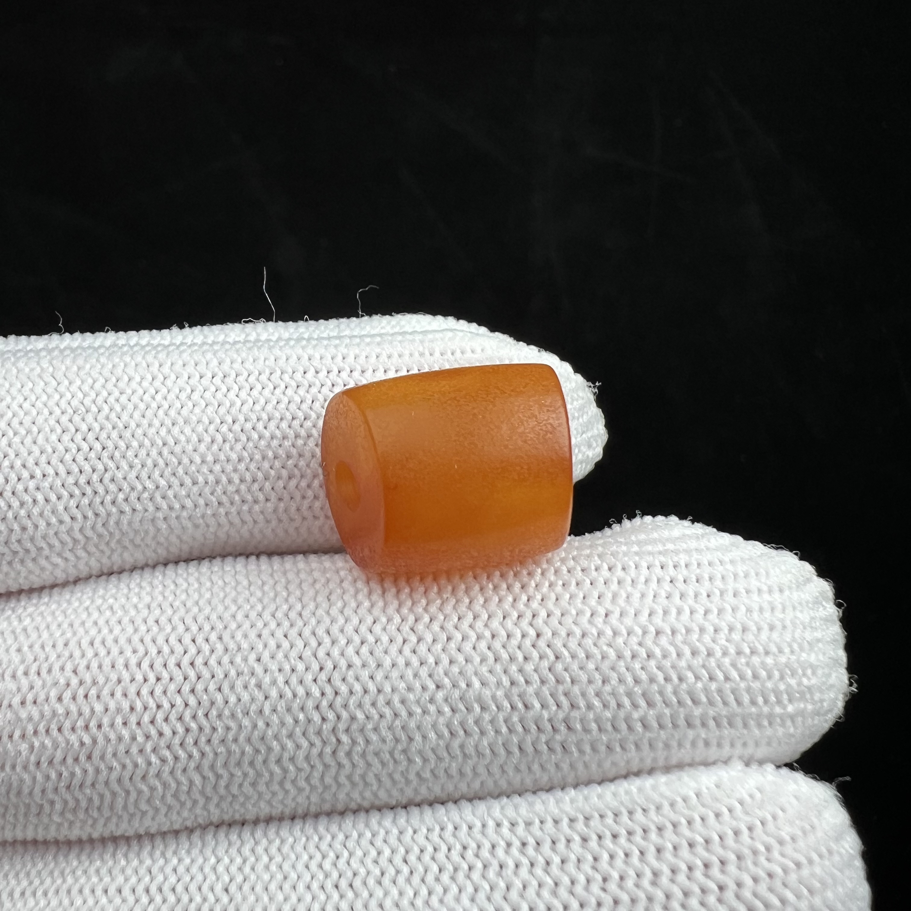 K6269天然原矿蜜蜡-微瑕 老蜡马蹄 13*16.4mm支持复检 假一罚十