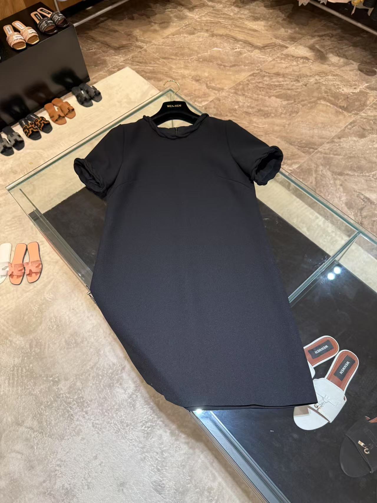 WW2025新款女士时尚休闲夏季黑色半袖连衣裙W201272