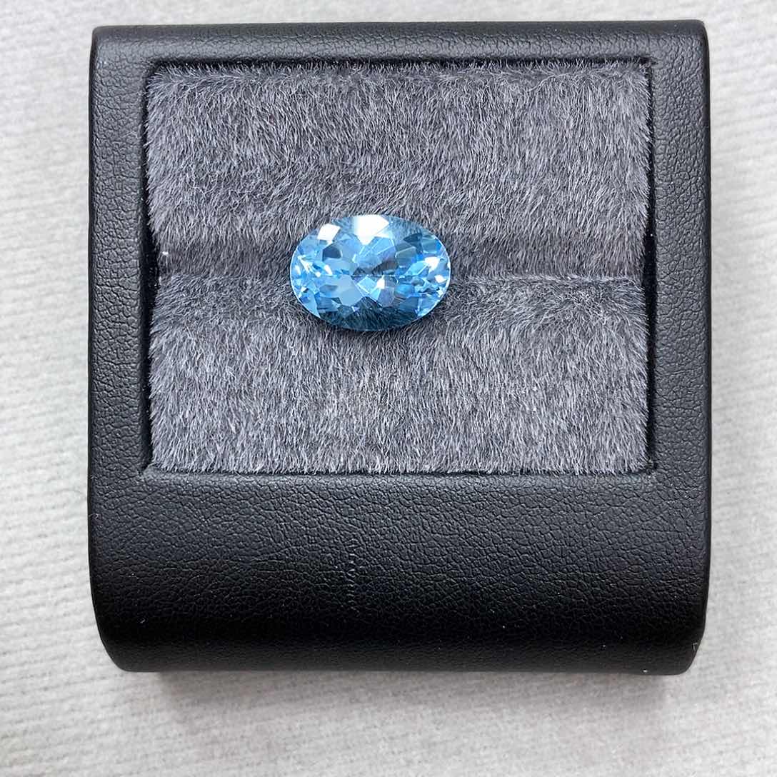 托帕石裸石未镶嵌7.08ct天然托帕石