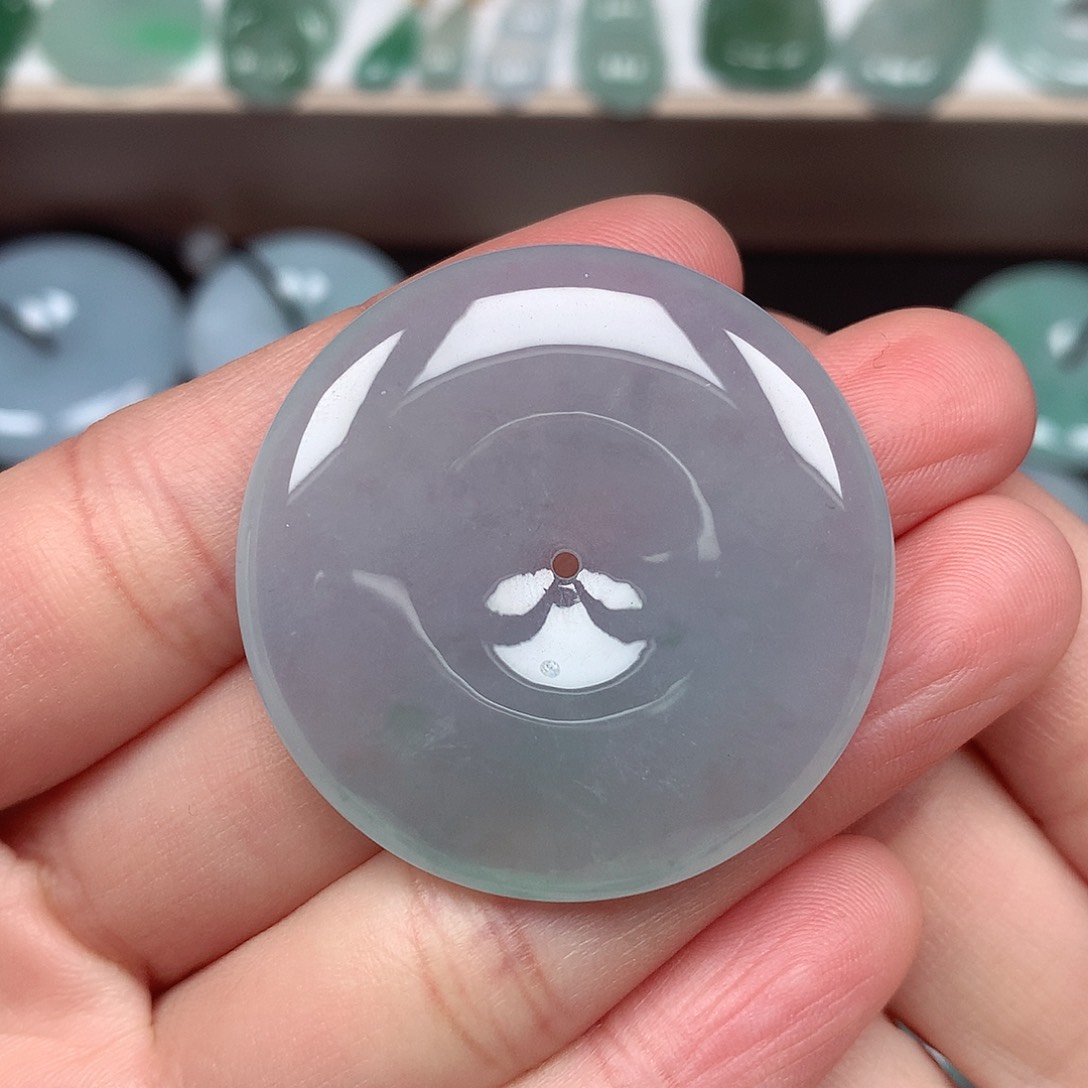 翡翠颈饰未镶嵌平安扣A