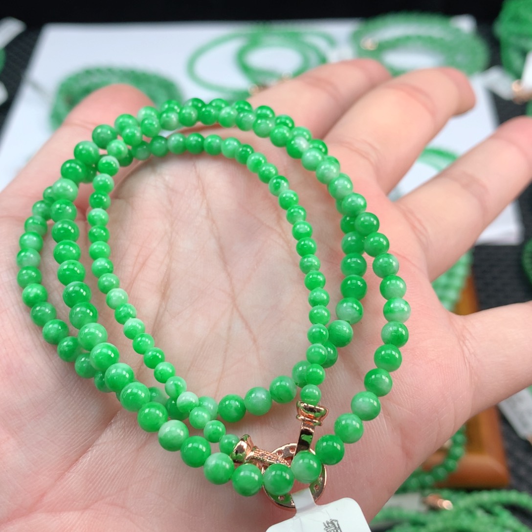 翡翠手链未镶嵌翡翠