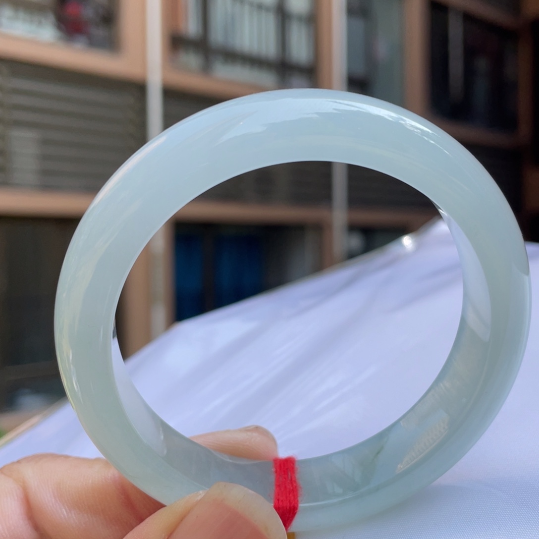 翡翠未镶嵌手镯58糯冰晴水种老肉细起莹起胶