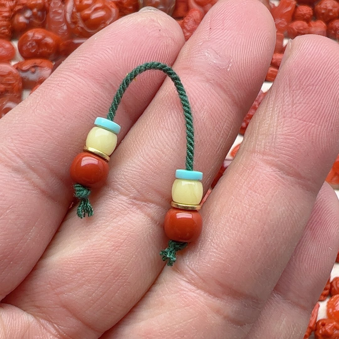 南红玛瑙配饰未镶嵌