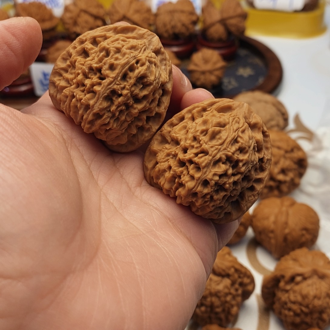 文玩核桃吊坠1*南疆石39尺