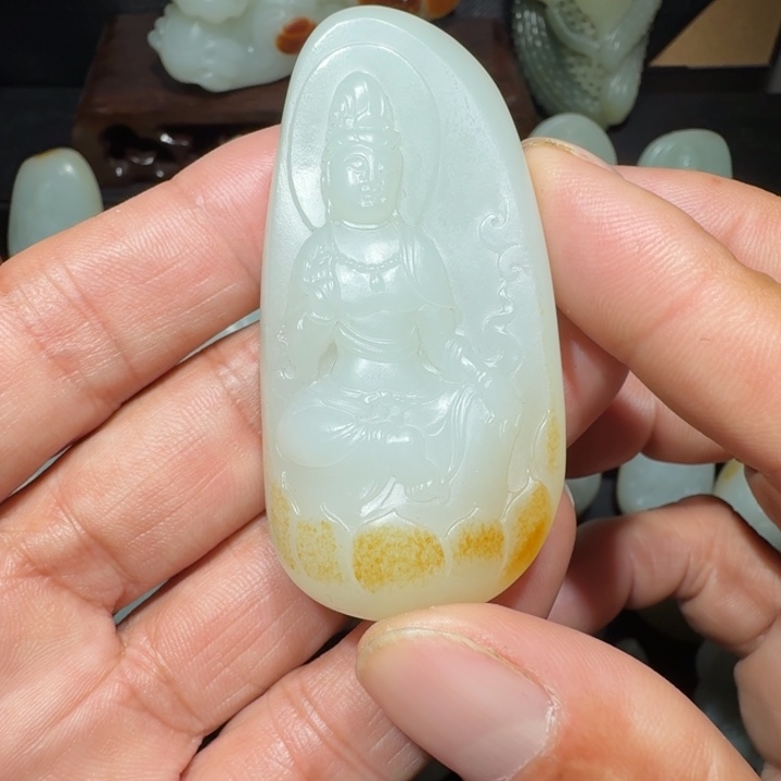 颈饰未镶嵌和田玉徐****铁