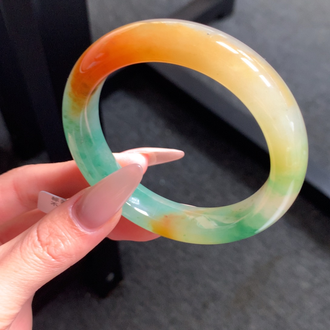 石英质玉未镶嵌手镯