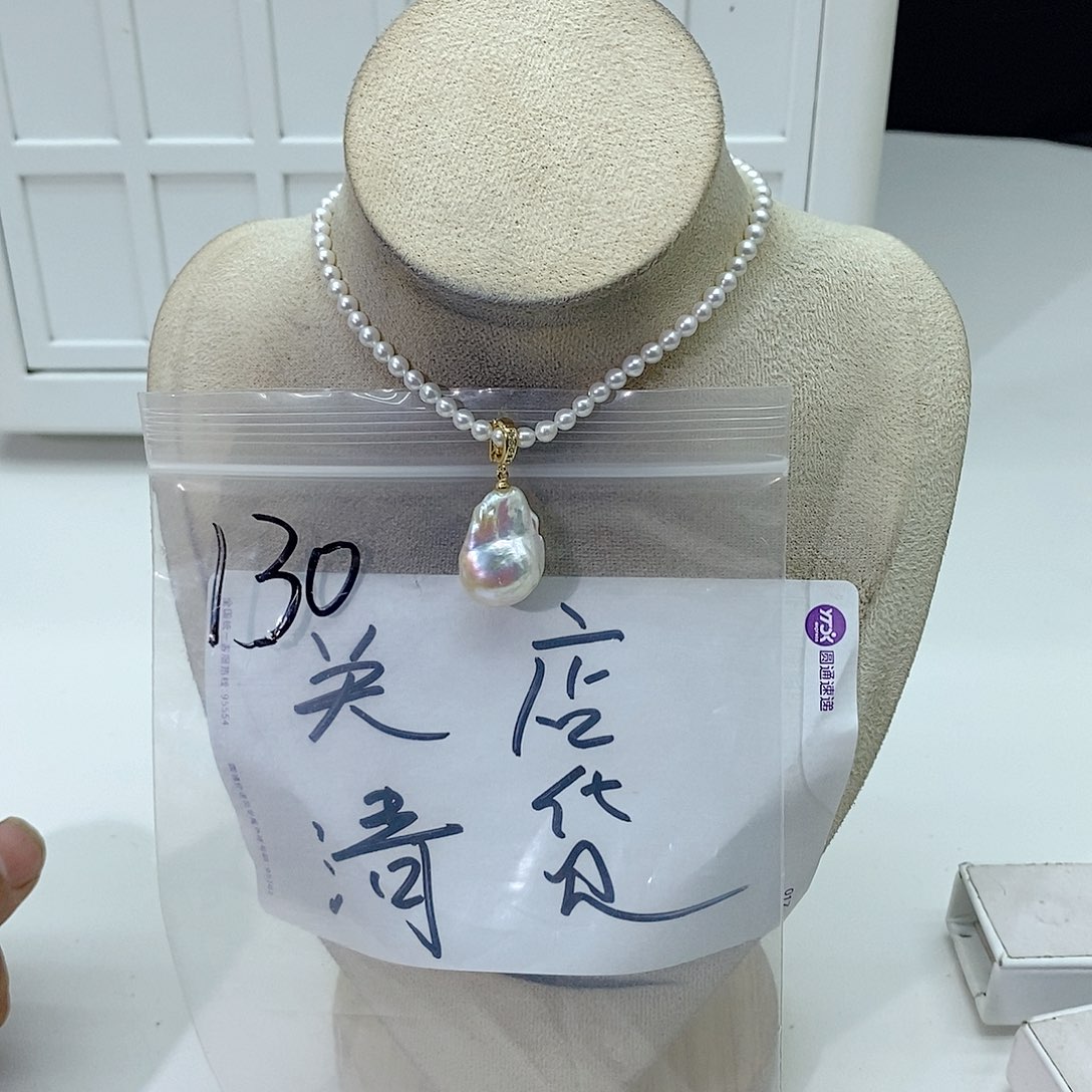 淡水珍珠颈饰合金