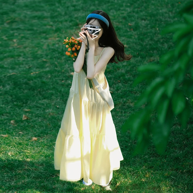 特价海边度假黄色吊带连衣裙子女夏季小个子法式气质仙女长裙3092