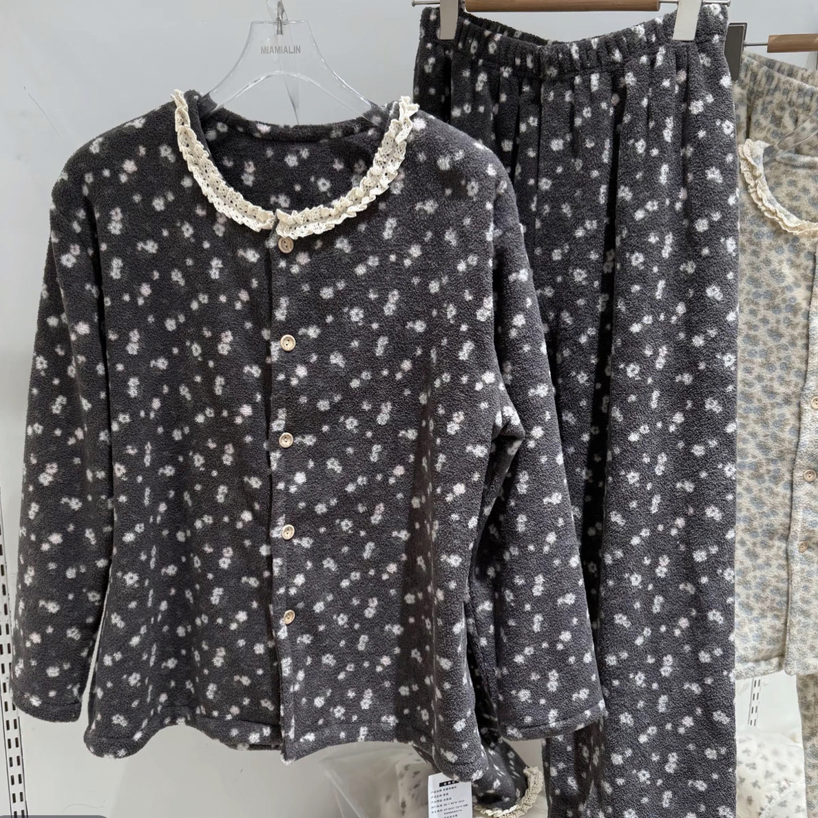 秋冬新款绒感家居服套装