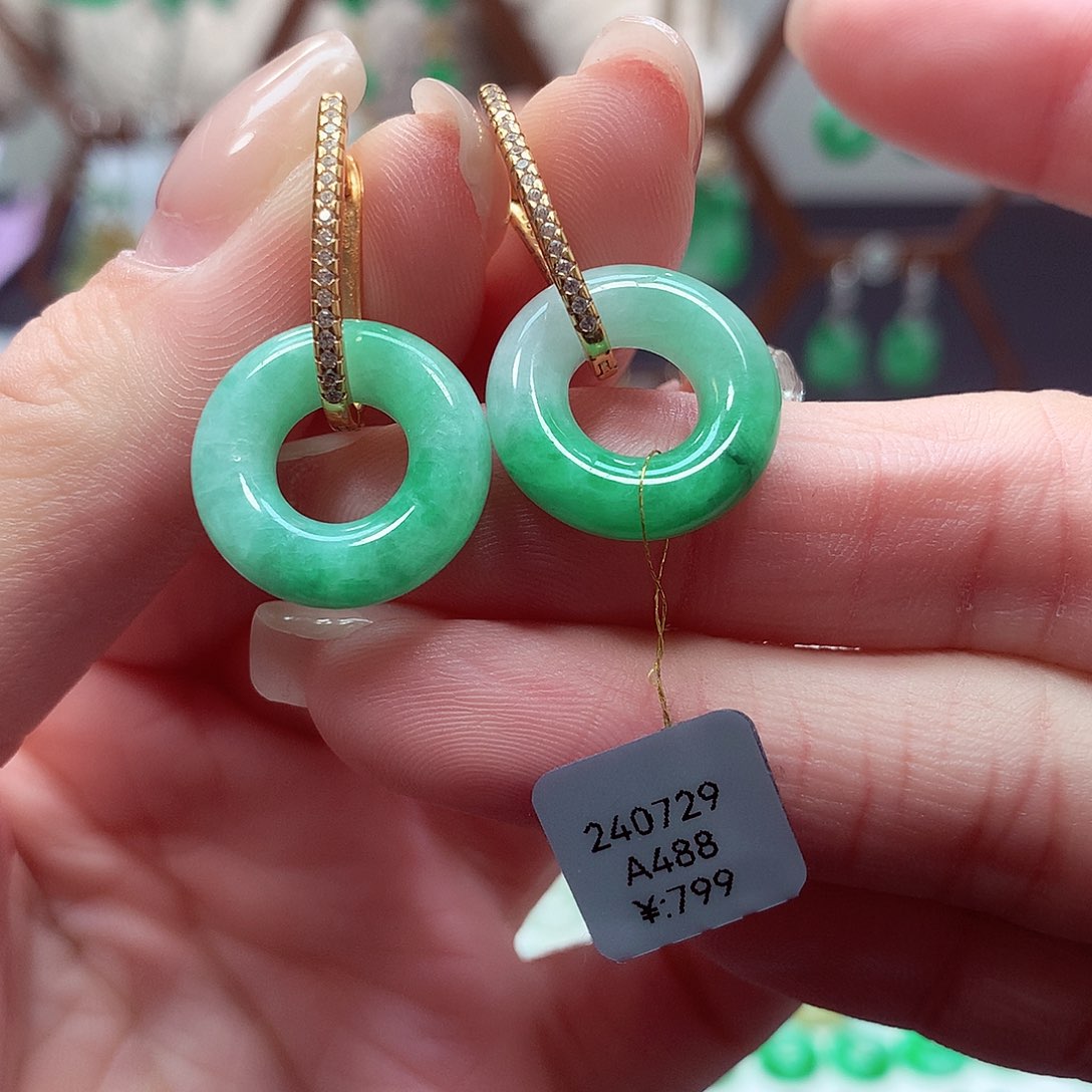 翡翠耳饰银S925镶嵌天然翡翠