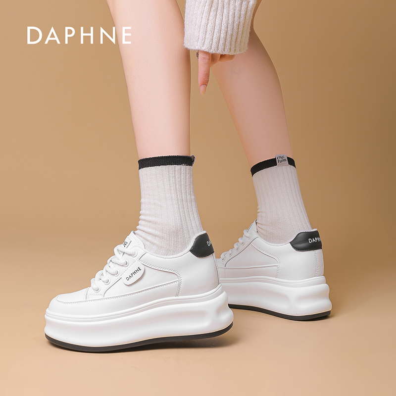 达芙妮真皮加绒白鞋2025新款小个子增高松糕鞋运动厚底休闲板鞋L