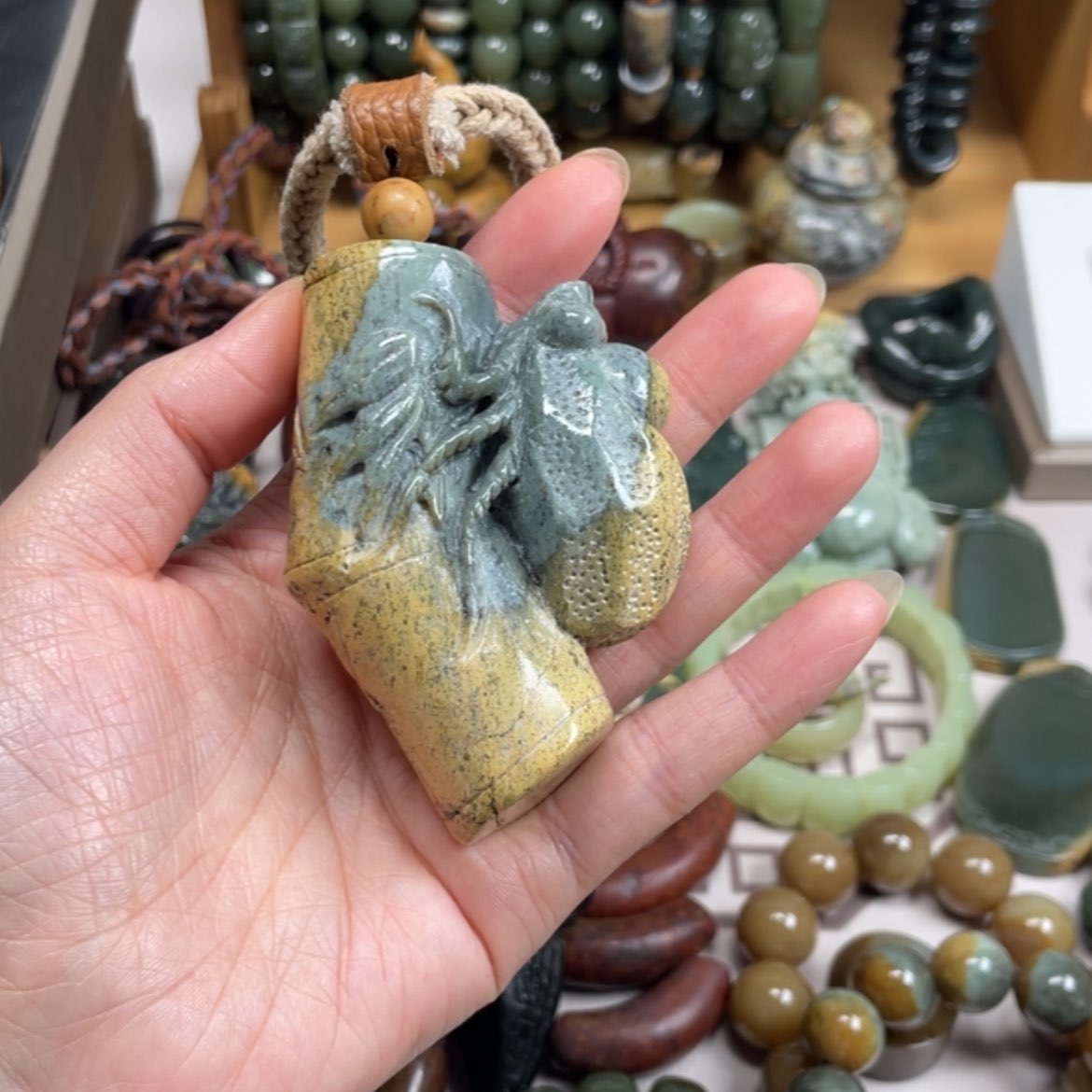 【闪购商品】岫岩河磨玉（透闪石质玉）手把件未镶嵌